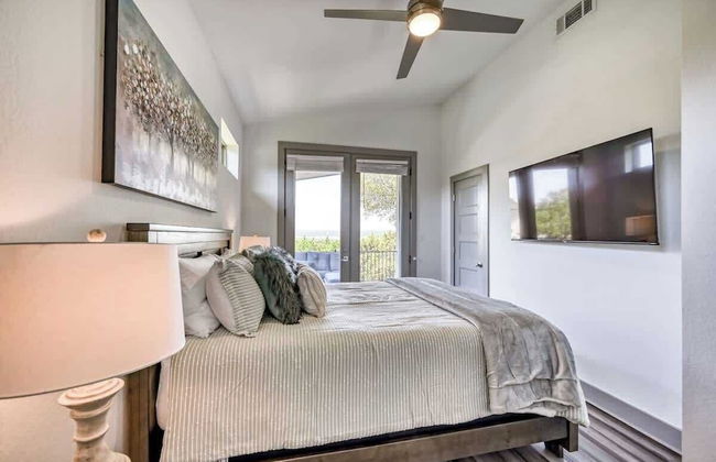 Upscale 5BR Home on Lake Travis With Hottub & Lake Views - Foto 9