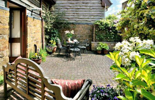 Knightcote Farm Cottages - Foto 8