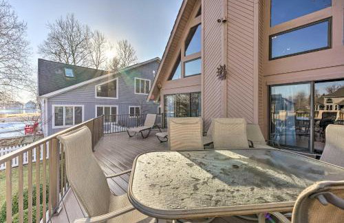 Spacious Syracuse Getaway with Waterfront Deck! - Foto 33