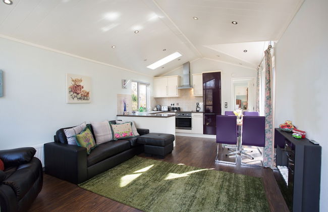 2-bed Cottage With Hot Tub at Loch Achilty, Nc500 - Foto 12