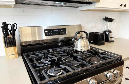 Warrenville Retreat 4BR 3 Bath Townhouse - WV2 - Foto 57