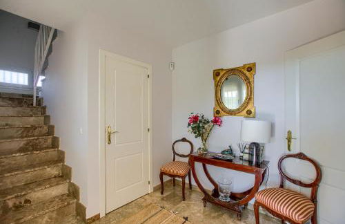 Chalet con Piscina en Aranjuez - Foto 5