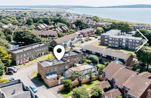 3 bedroom-house -3mins to beach- PetsOk - Photo 22