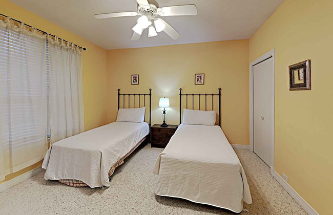 Beach Colony Resort East by Southern Vacation Rentals - Foto 18