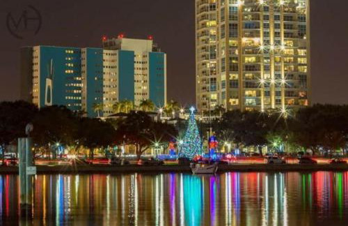 Walk to Everything Downtown EAT - SHOP - PLAY - Foto 30