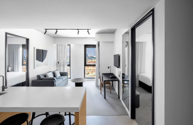 Nesuto Docklands Apartment Hotel - Photo 24