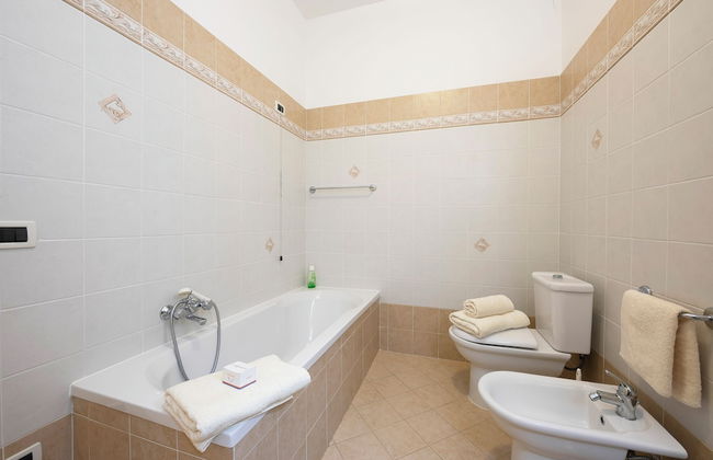 Angela -terrace & Beautiful View Lake - Foto 17