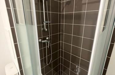 Cosy 2 pièces et parking 30 mns Gare du Nord by immo kit bnb - Foto 25