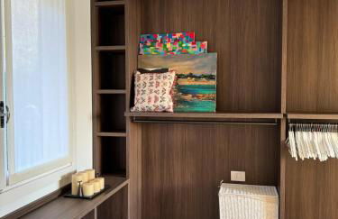 Artsy Italian lake retreat with stunning views! - Foto 54