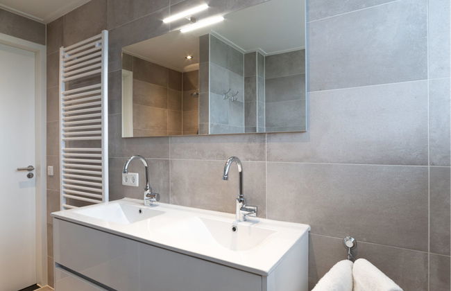 3 bedroom House in Colijnsplaat with garden and terrace - Photo 17