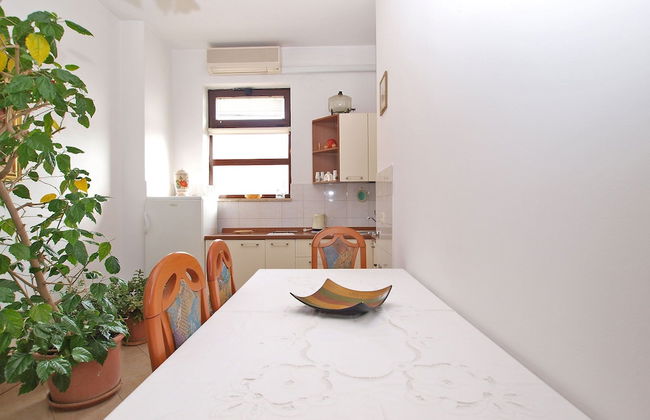 Apartment 1202 - Photo 16