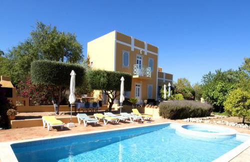 Delightful, Authentic Quinta with Swimming Pool near Beach & Towns - Foto 18