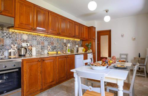 Mansion House - Photo 4