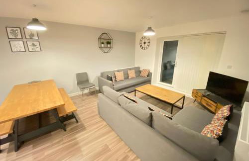 3 Bedrooms double or single beds, 2 PARKING SPACES! WIFI & Smart TV's, Balcony - Foto 16