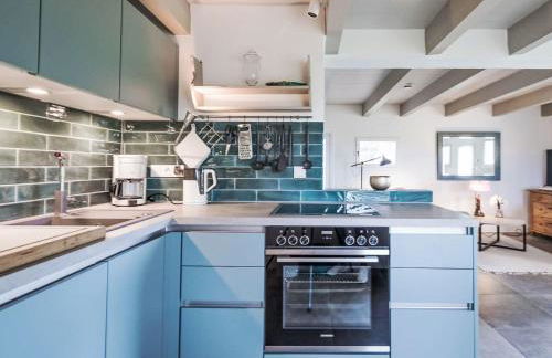 Holiday Home Kleine Reetdachkate by Interhome - Photo 3