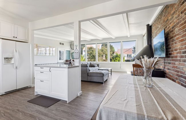 Beach Break Getaway in Virginia Beach - Photo 22