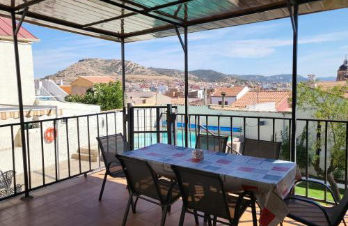 Casa Oasis Puertollano, una casa en un entorno rural en Puertollano, agradable, con Piscina en zona tranquila - Foto 19