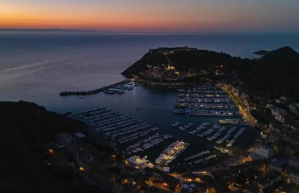 Exclusive House Inside Historic Fortress - Foto 23