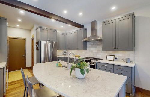 Remodeled Mountain-View Escape - Foto 4