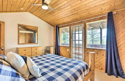 Peaceful Cabin with Mtn and River Views, Fire Pit - Foto 19