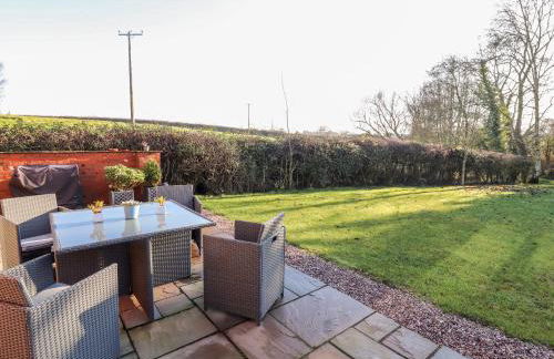 Well View Cottage - Photo 16