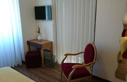 Solar Guesthouse Olival da Vinha - Photo 18