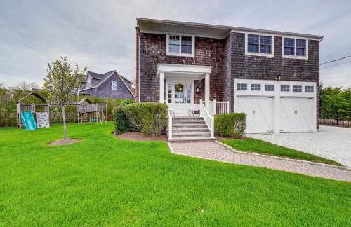 Stunning Westhampton Beach Home with Private Pool - Photo 41