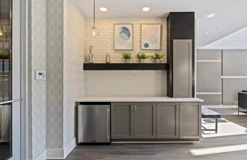 Boulevard Stays Midtown 30ft Ceilings 1BR 01 - Foto 30