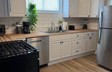 The Cozy Cottonwood Cottage- Clintonville 3BRM Ranch - Foto 7