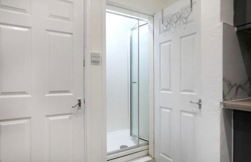 Nottingham Top Serviced Home - Chayil Experts - Foto 99