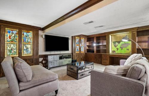 Unique Estate 5 Bedrooms Fire Pit Sleeps 10 - Foto 76