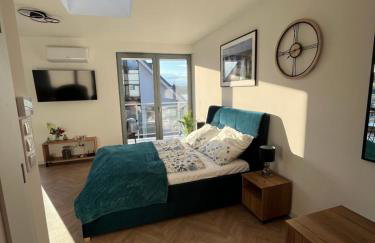 Apartament Słoneczny widok boczny na jezioro - Foto 10