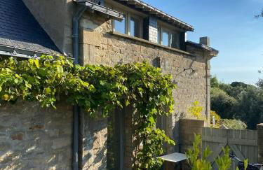 Unique Family House Steps from Port Miquel Beach - Foto 39