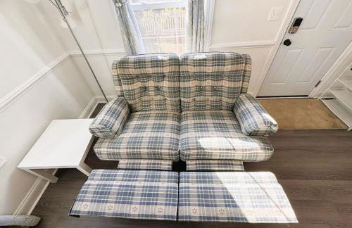 Entire Family-friendly 4 BR Cozy Unit , Metro walk - Foto 18