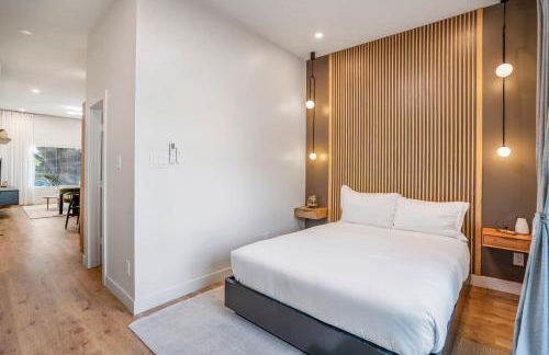 Smart Amenities & Modern Charm – Houston Studio! - Foto 28