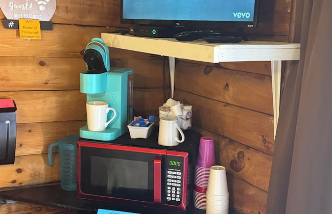 Log Cabin in the Field - Foto 11