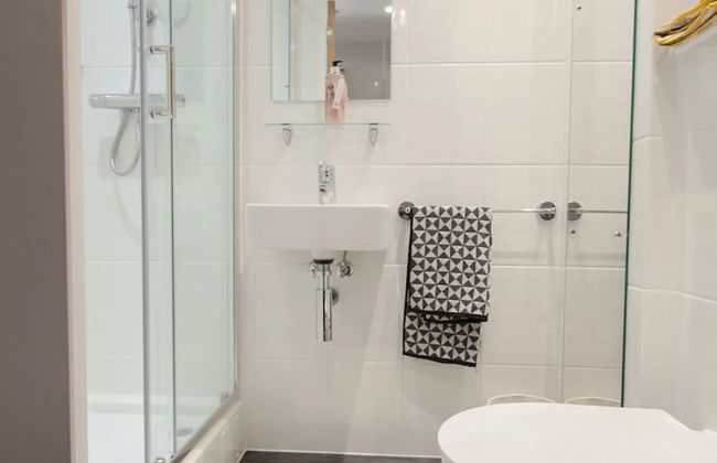 Student Only Crown Place Portsmouth - Foto 13