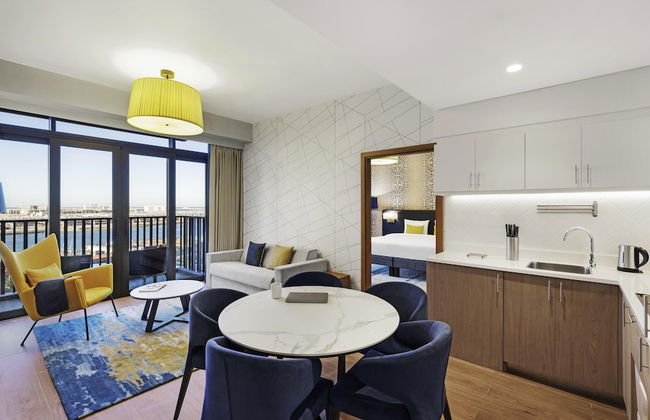 Aparthotel Adagio Dubai Deira - Photo 9