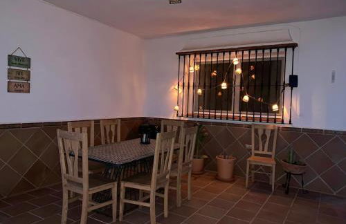 3 bedroom holiday home Alcaucin with private pool and mountain view - Photo 16