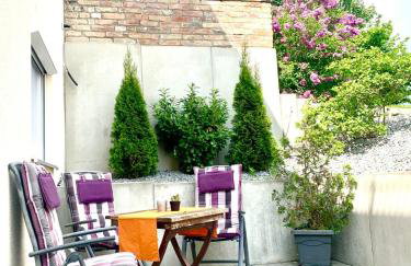 Schönes Appartement mit Terrasse und nur 5 Min zur SBahn - Foto 1