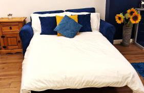 Newly-renovated, mid-terrace cottage in Porthmadog - Photo 12