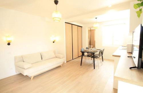Disponible - Maison Entière Rénovée - Matelas Emma - RERB, 5mn Paris - Parking Rue Gratuit - Matelas Emma - 6 pers - 2 Terrasses - Foto 7