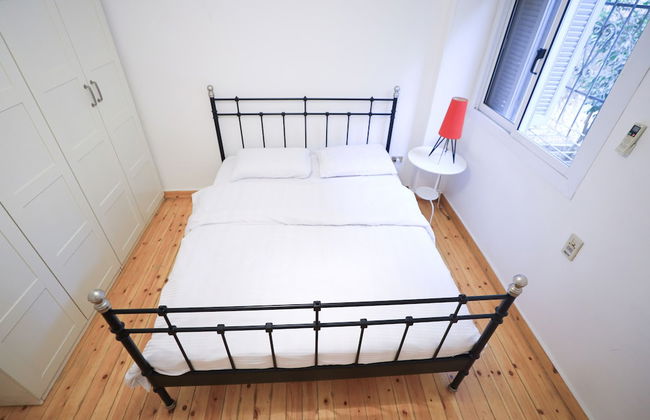 Ivory Petal Bliss 2BR Apt - Foto 3