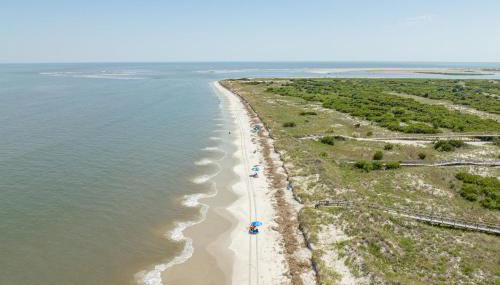 Oceanfront St Helena Island Condo with Beach Access! - Foto 5