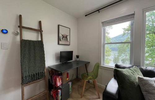 Brown House, Lake, Boat Dock, King Bed, Grill - Foto 19