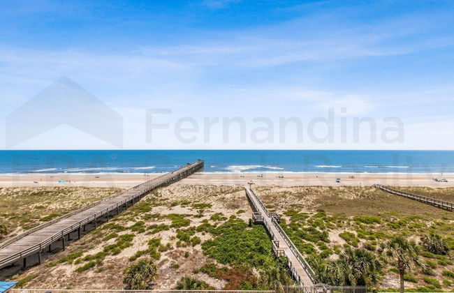 Upper Unit Condo Overlooking Both the Ocean Pier and Swimming Pool by RedAwning - Foto 43