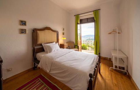 Casa do Vale - Retreat in the Douro Vineyards - Photo 7