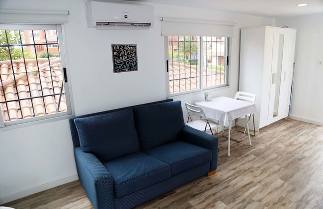 Villa Ana Apartments - Photo 12