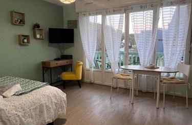 FABULEUX STUDIO à coté du CHATEAU - Foto 10