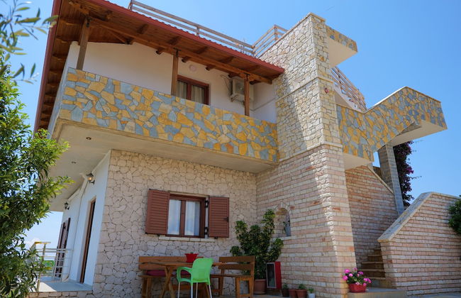 Pellumb Apartments - Photo 32